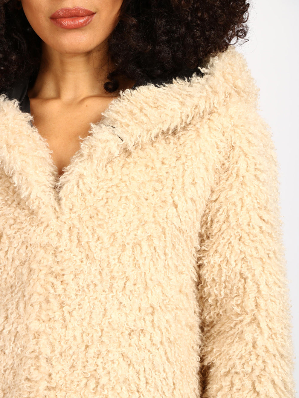 Cappotto in Ecopelliccia Curl Beige con Cappuccio