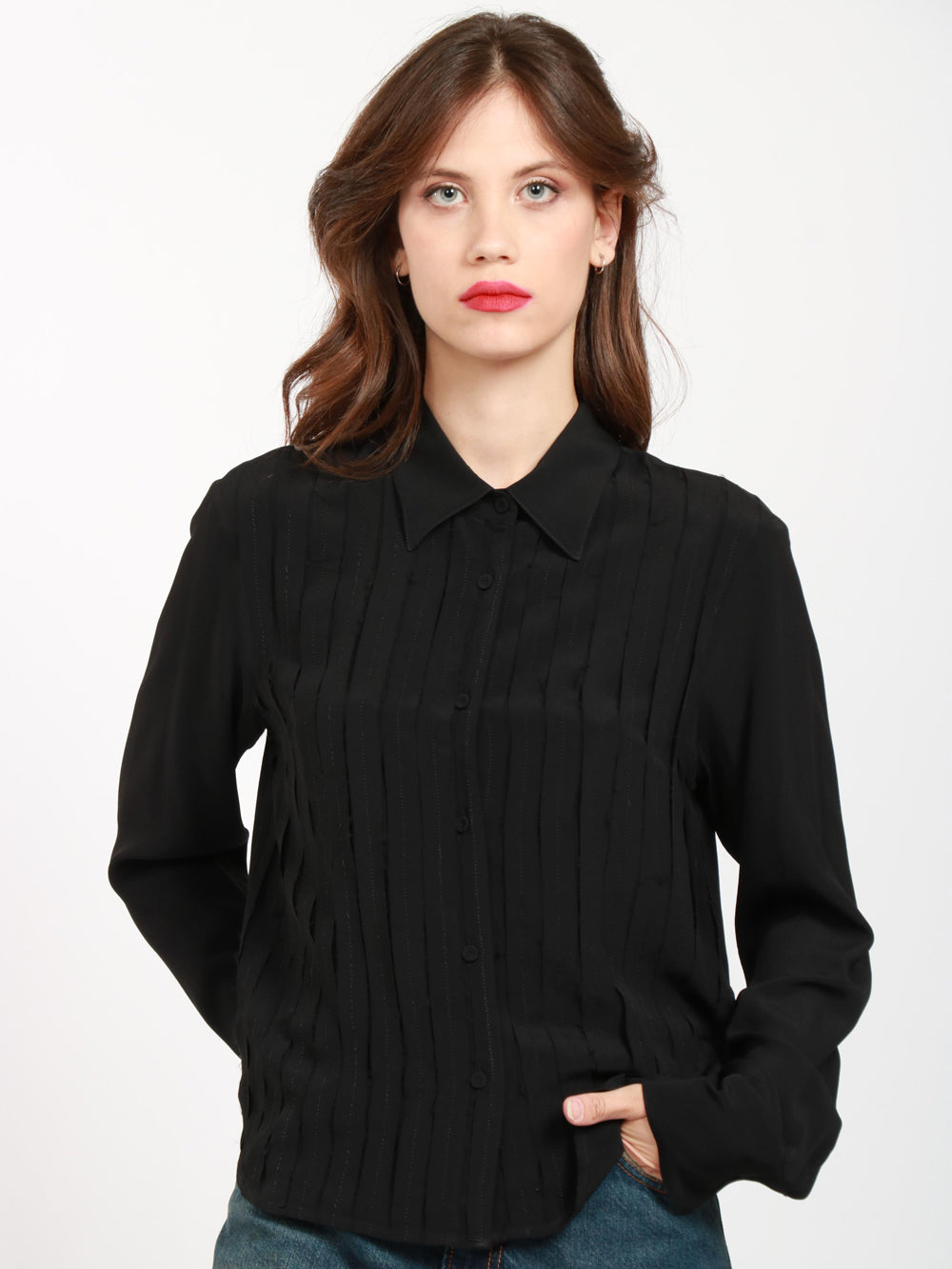 Camicia in Misto Seta Nera con Dettagli