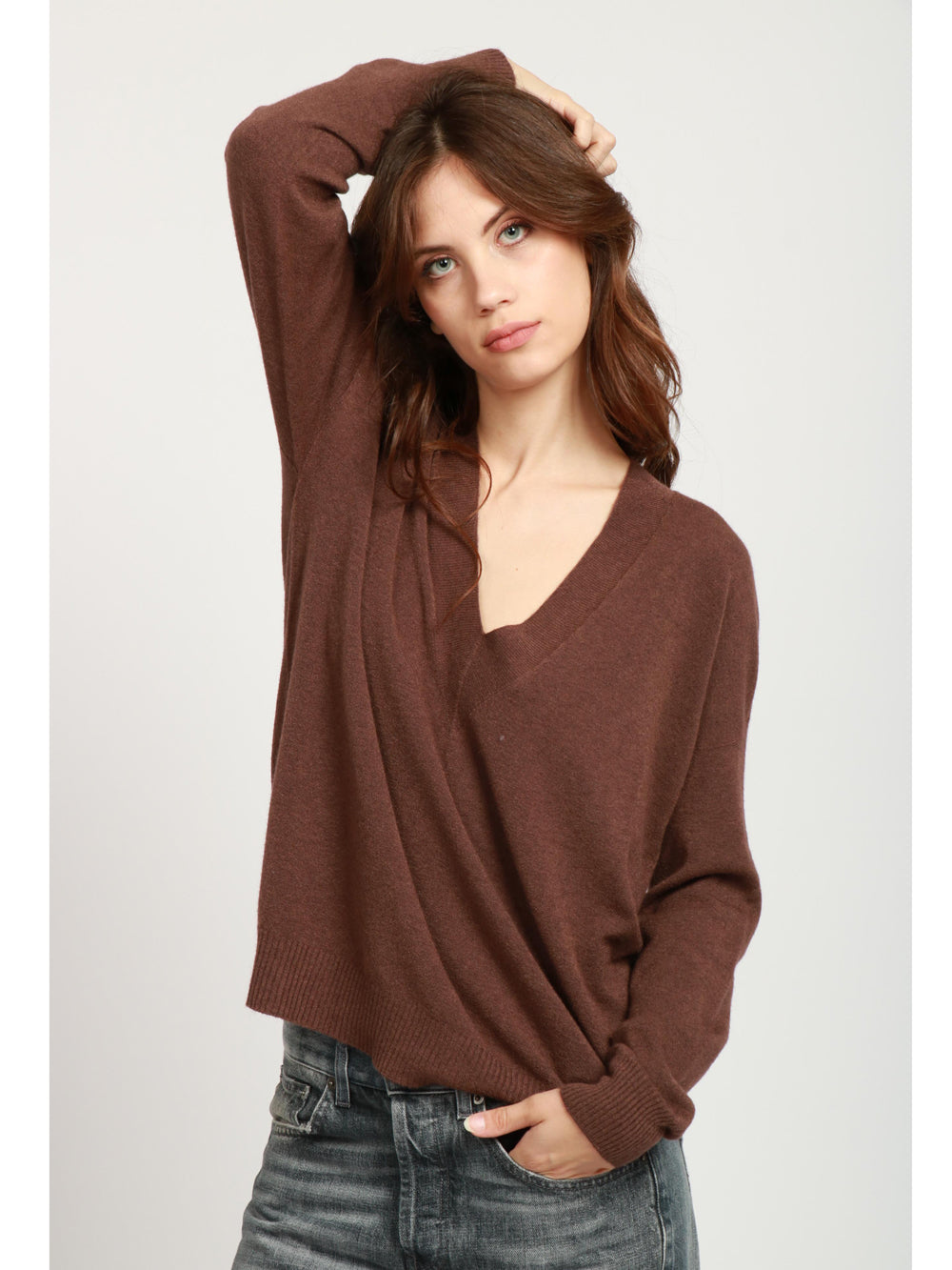 Maglia Marrone con Scollo a V