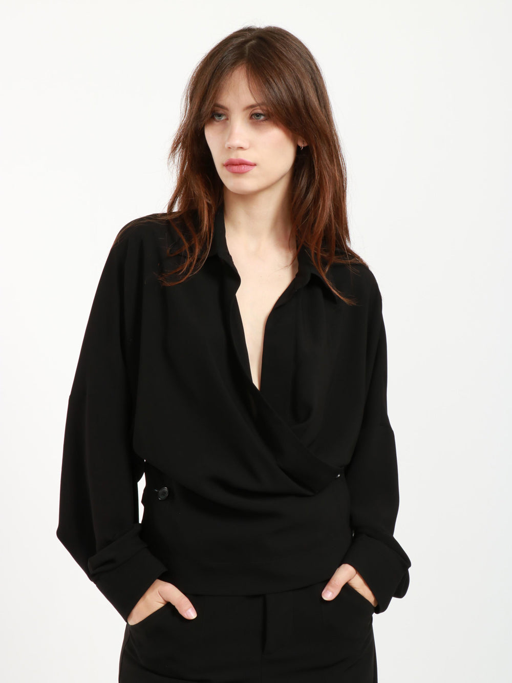 Camicia Cache Coeur in Crêpe Nera
