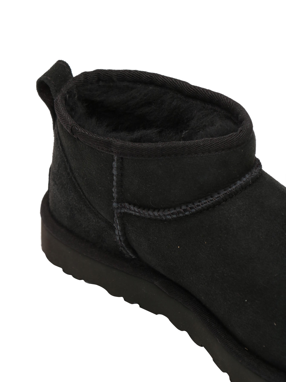 Stivali Classic Ultra Mini in Suede Neri con Imbottitura in Lana