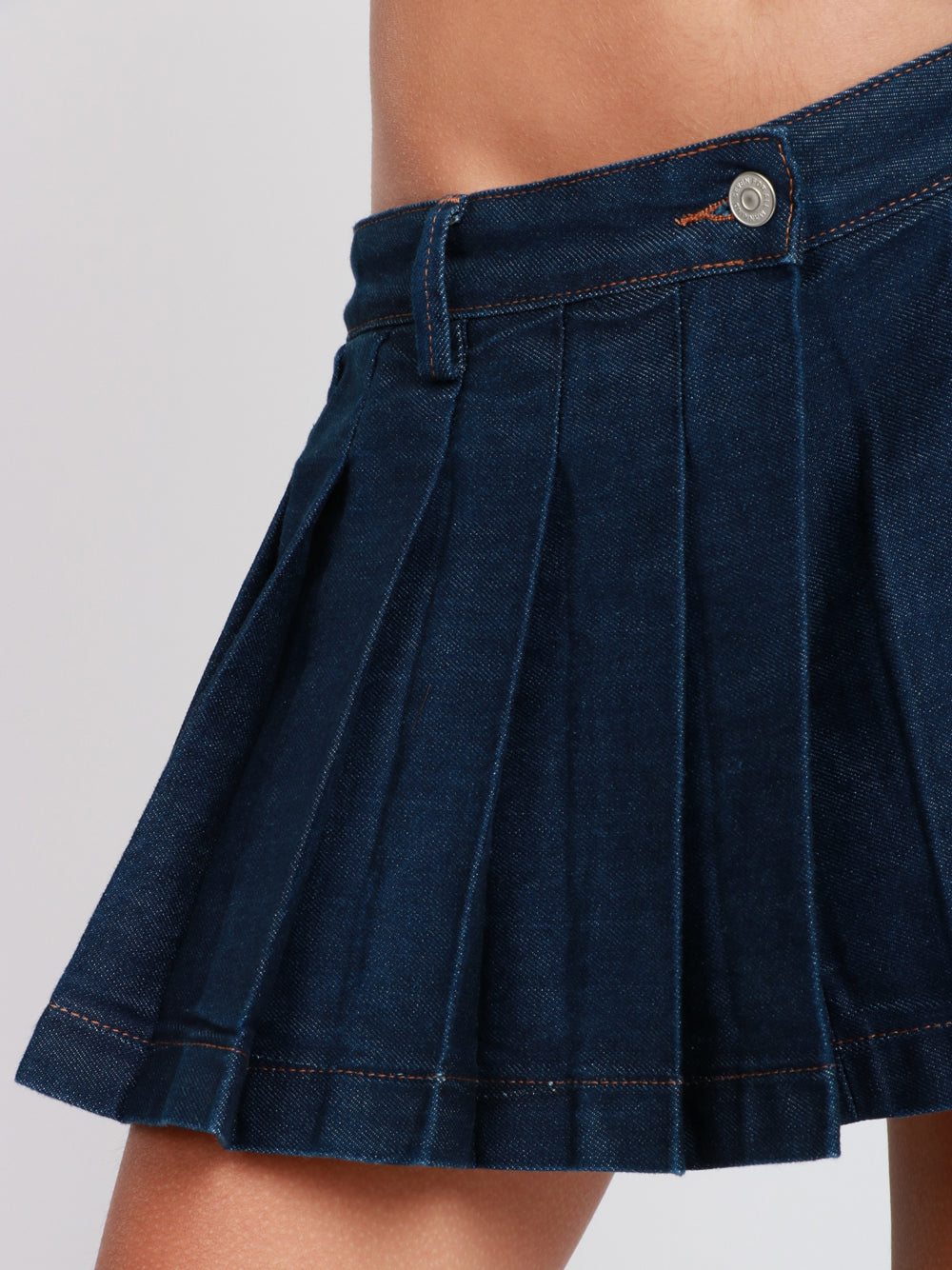 7 FOR ALL MANKIND Minigonna a Pieghe in Denim di Cotone Blu Denim blu scuro