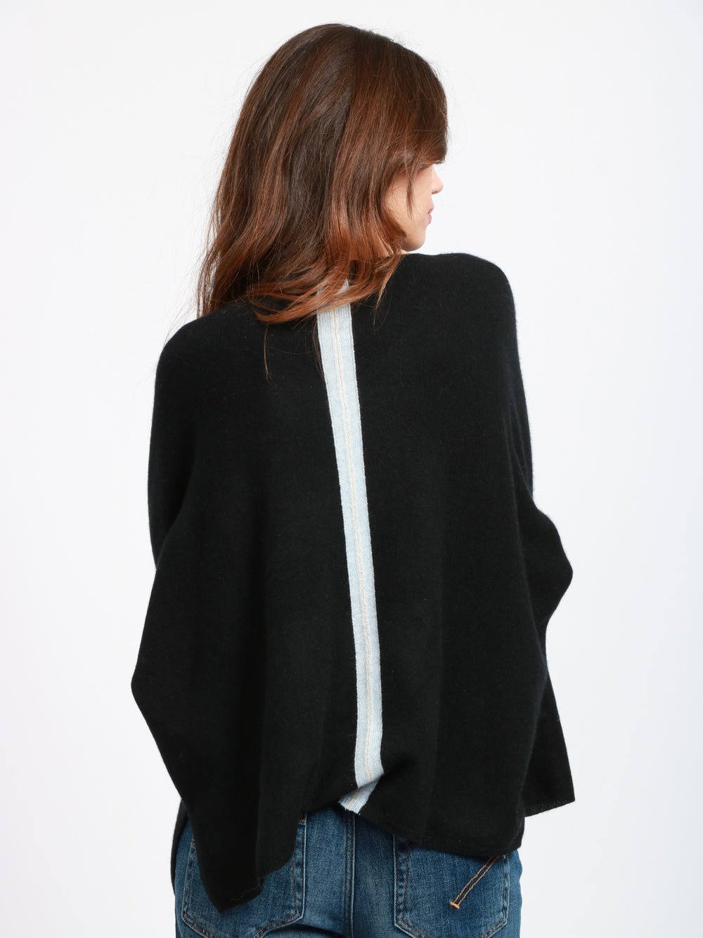 ABSOLUT CASHMERE Maglia Chloe in Cashmere Nera con Banda Celeste Nero/celeste
