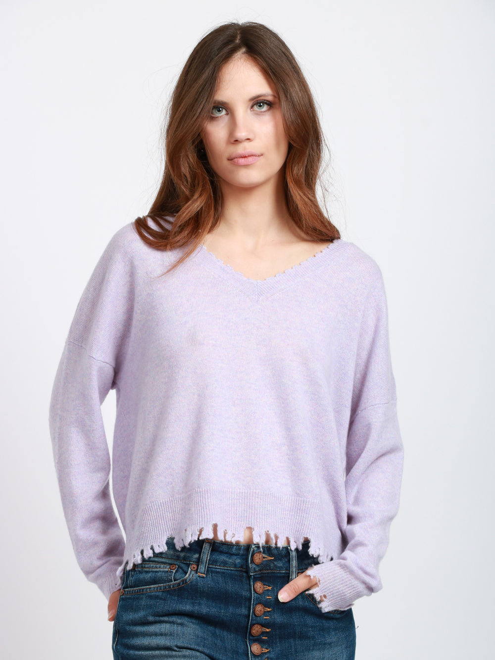 ABSOLUT CASHMERE Maglia Mia in Cashmere Lilla con Scollo a V e Rotture Lilla