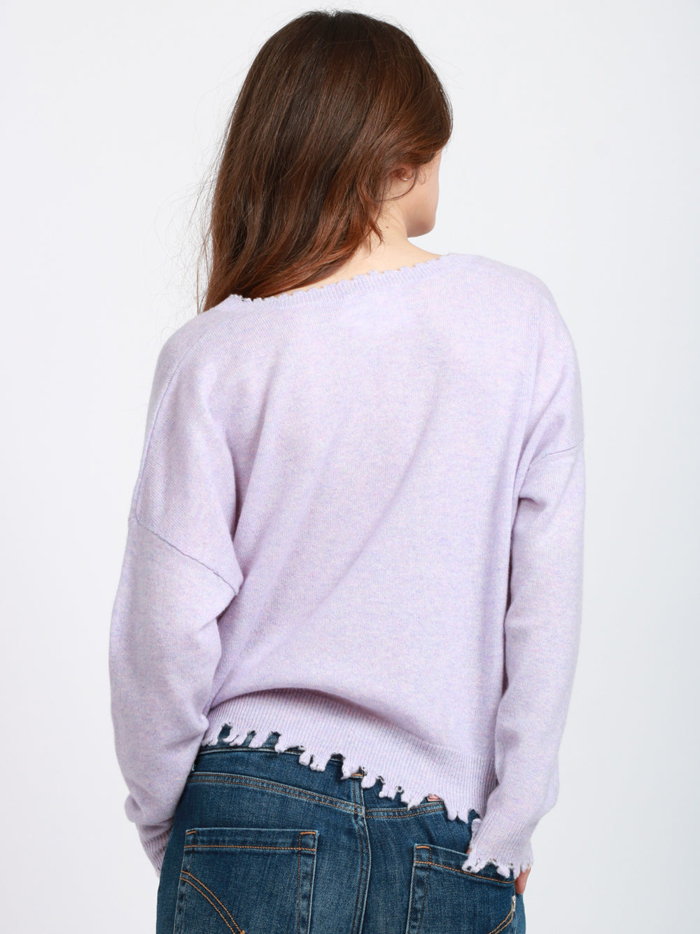 ABSOLUT CASHMERE Maglia Mia in Cashmere Lilla con Scollo a V e Rotture Lilla