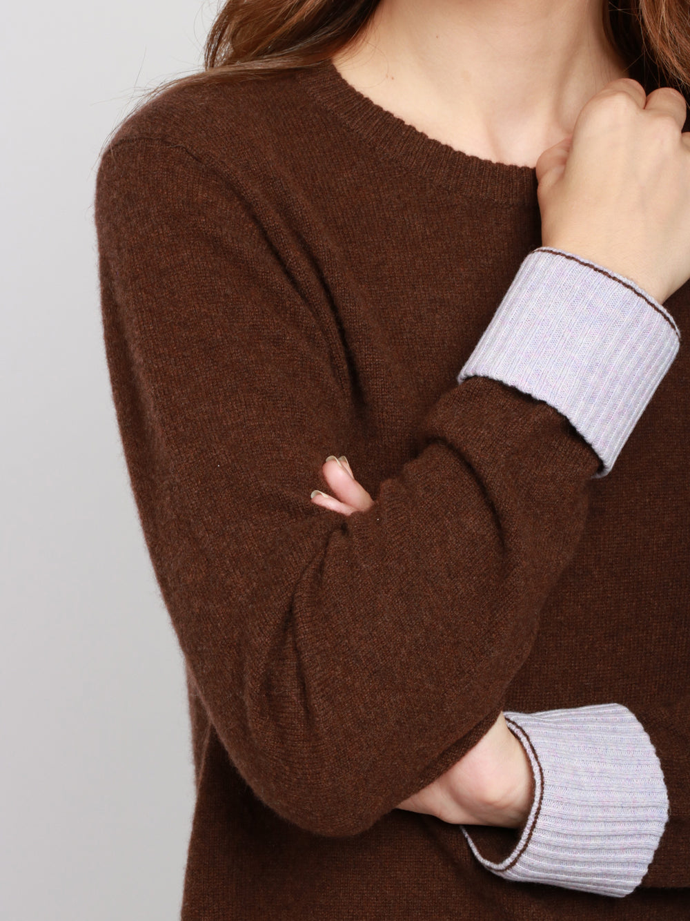 ABSOLUT CASHMERE Maglia Nadia Girocollo in Cashmere Marrone e Lilla Marrone/lilla