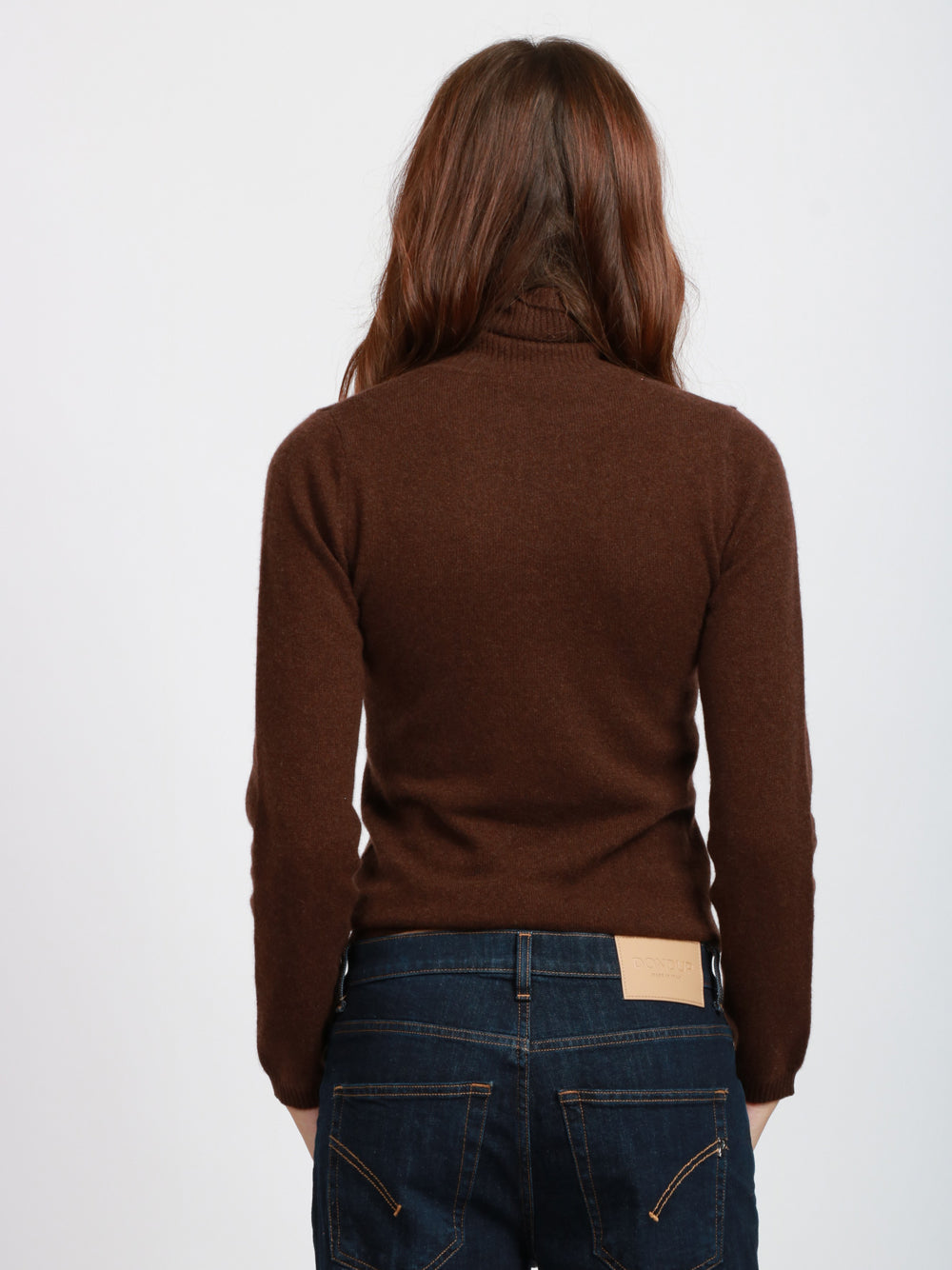 ABSOLUT CASHMERE Maglia Ninon in Cashmere Marrone con Collo Alto Marrone