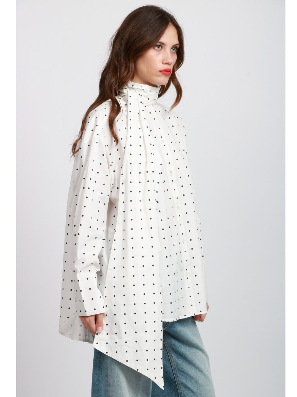 ESSENTIEL ANTWERP Camicia Imoverit Over in Cotone Bianca a Pois con Fiocco Bianco/nero