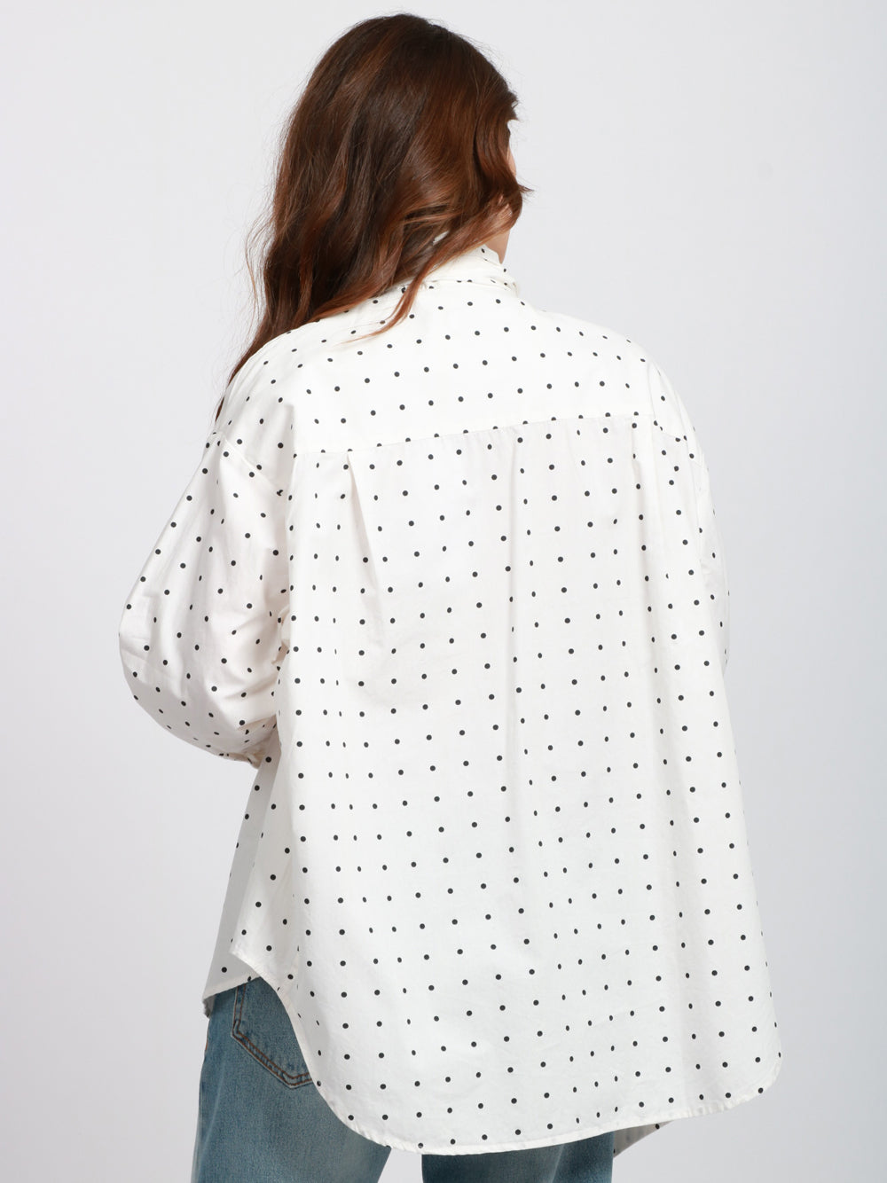 ESSENTIEL ANTWERP Camicia Imoverit Over in Cotone Bianca a Pois con Fiocco Bianco/nero