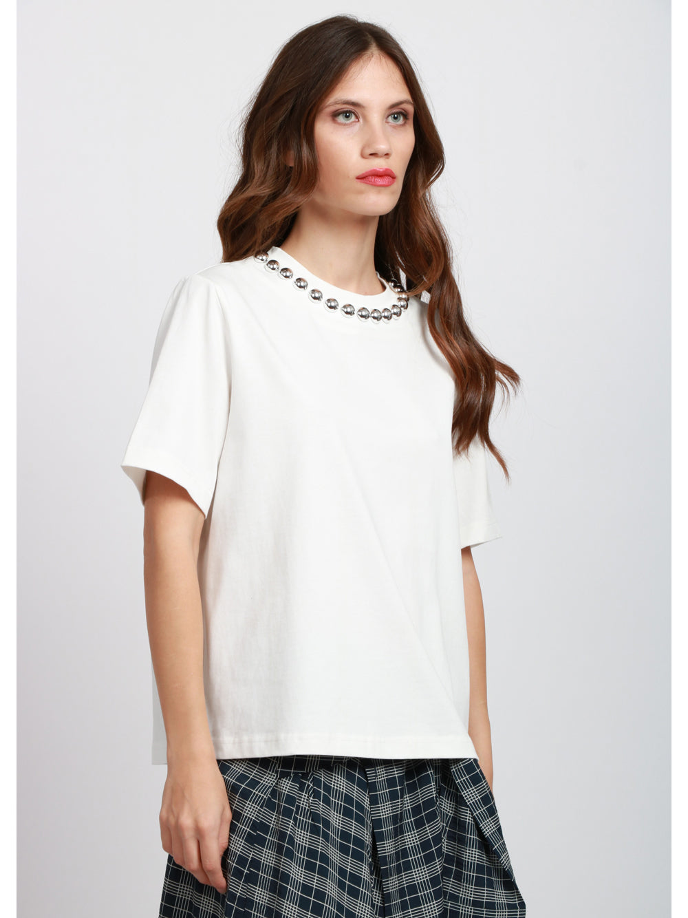 ESSENTIEL ANTWERP T-Shirt Intenso Girocollo in Cotone Bianca con Borchie Bianco
