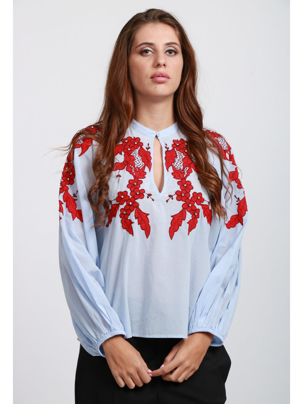 ESSENTIEL ANTWERP Blusa Ishimbay in Cotone Celeste con Ricamo Fiori Rosso Celeste Rosso