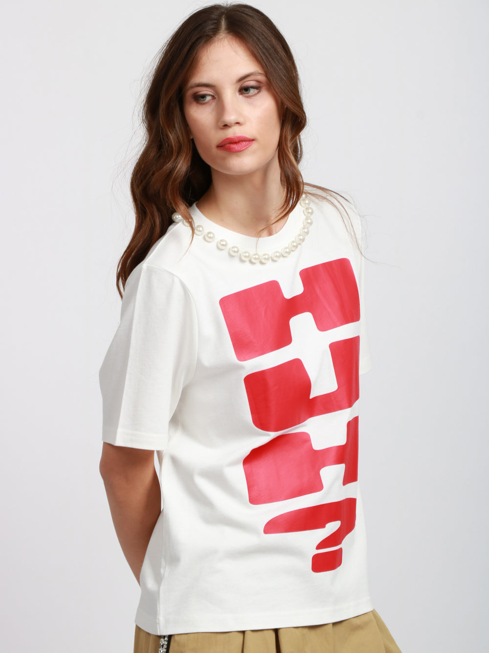 ESSENTIEL ANTWERP T-Shirt Isos Girocollo in Cotone Bianca e Rossa con Perle Bianco/rosso