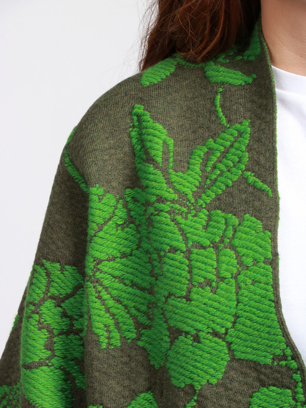 FLOOR Cardigan in Misto Alpaca e Lana Verde con Jacquard Floreale Verde