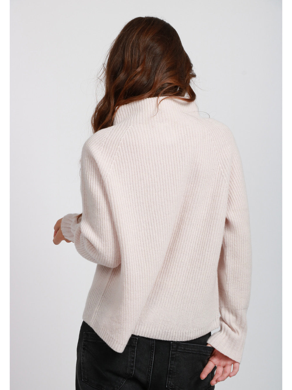 FLOOR Maglia a Costine in Lana Merino Avorio con Collo a Cratere Avorio