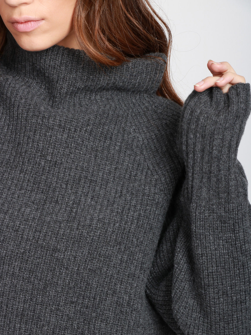 FLOOR Maglia a Costine in Lana Merino Grigia con Collo a Cratere Grigio