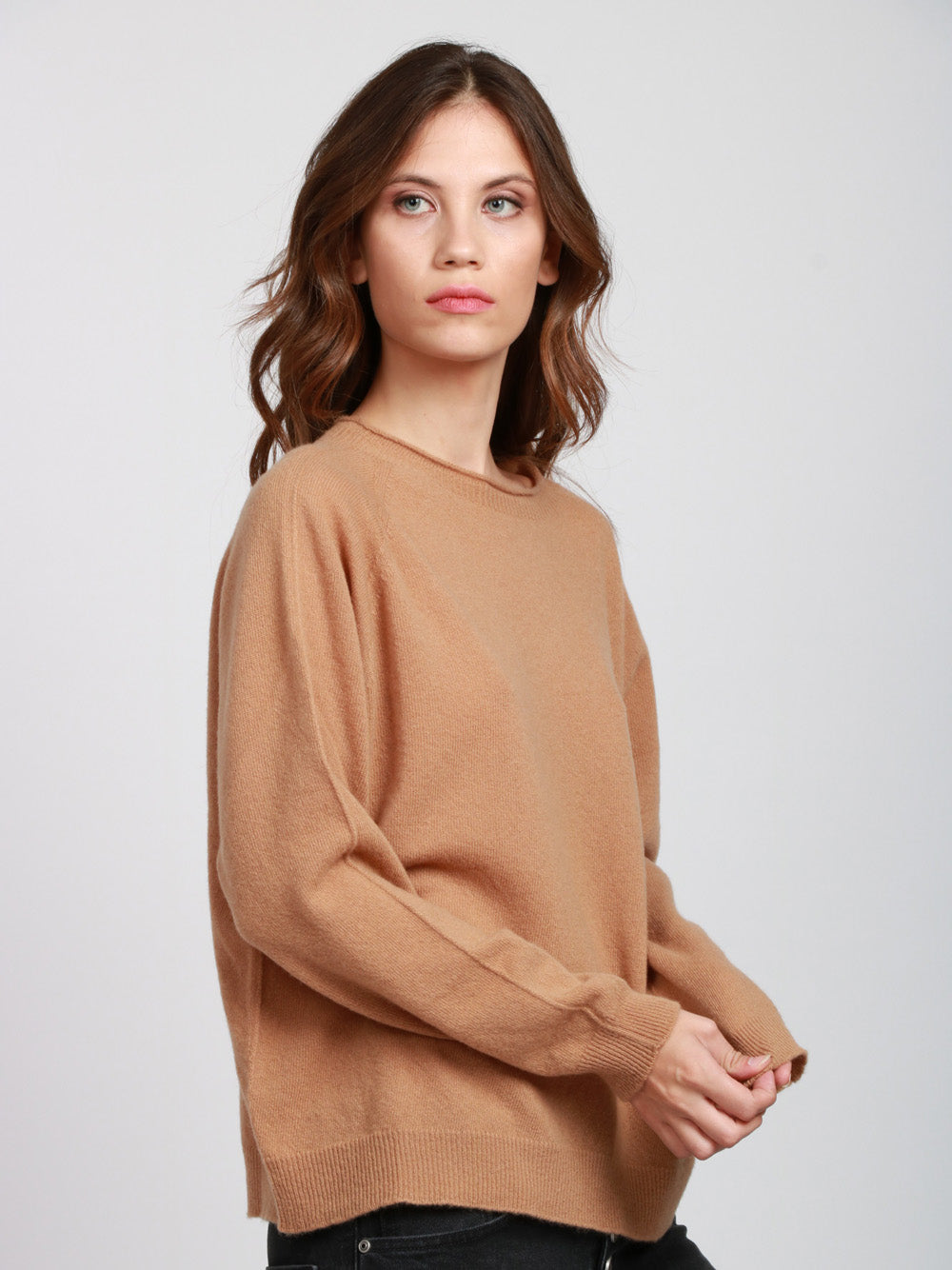 FLOOR Maglia Girocollo in Lana Merino Cammello Cammello