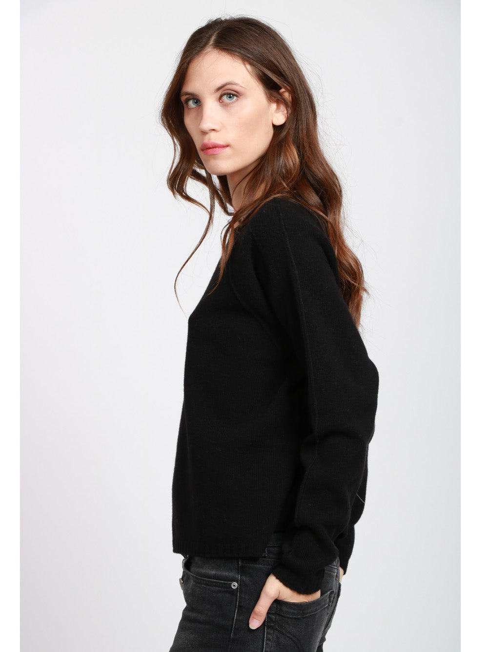 FLOOR Maglia Girocollo in Lana Merino Nera Nero