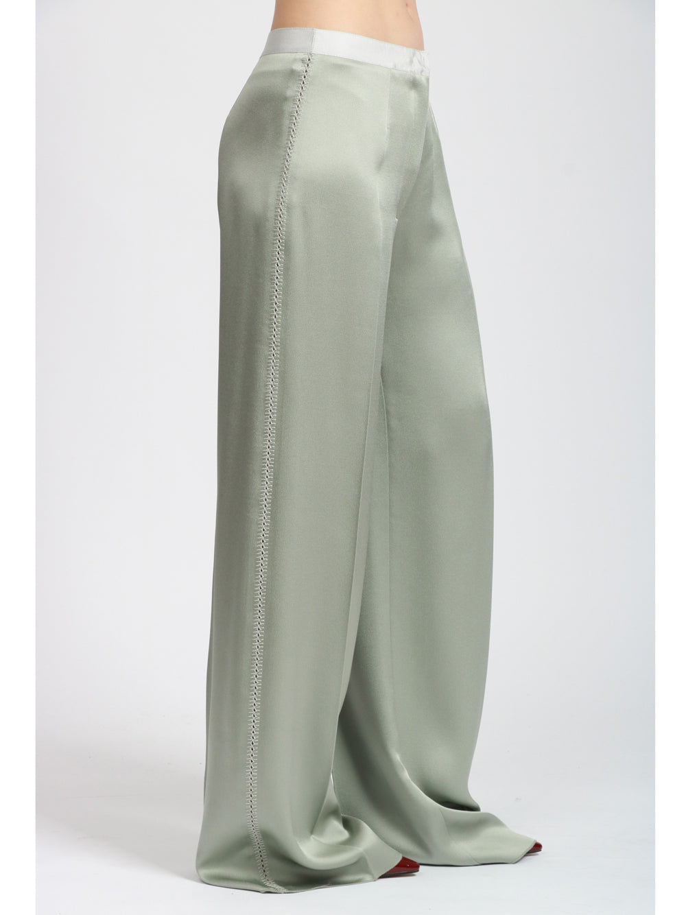 FORTE FORTE Pantaloni in Raso Polvere con Ricamo Salvia