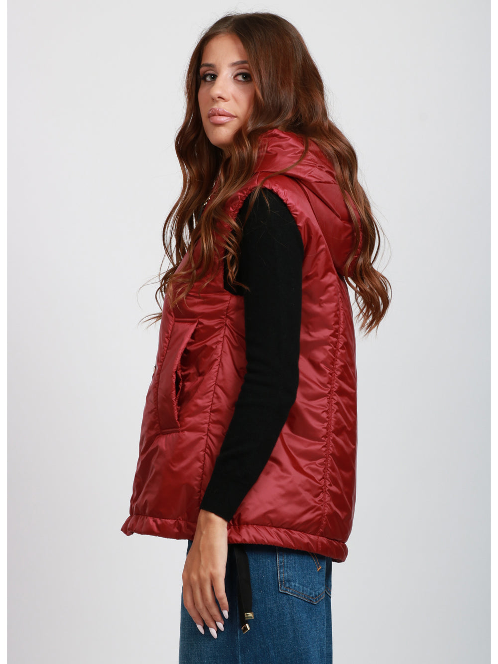 MAX MARA THE CUBE Gilet Imbottito Greengo in Tessuto Antigoccia Rosso con Cappuccio Bordeaux