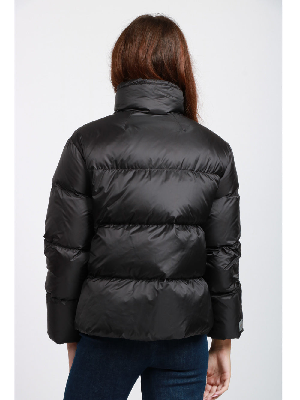 MAX MARA THE CUBE Piumino Seica Imbottito Nero con Collo Alto Nero