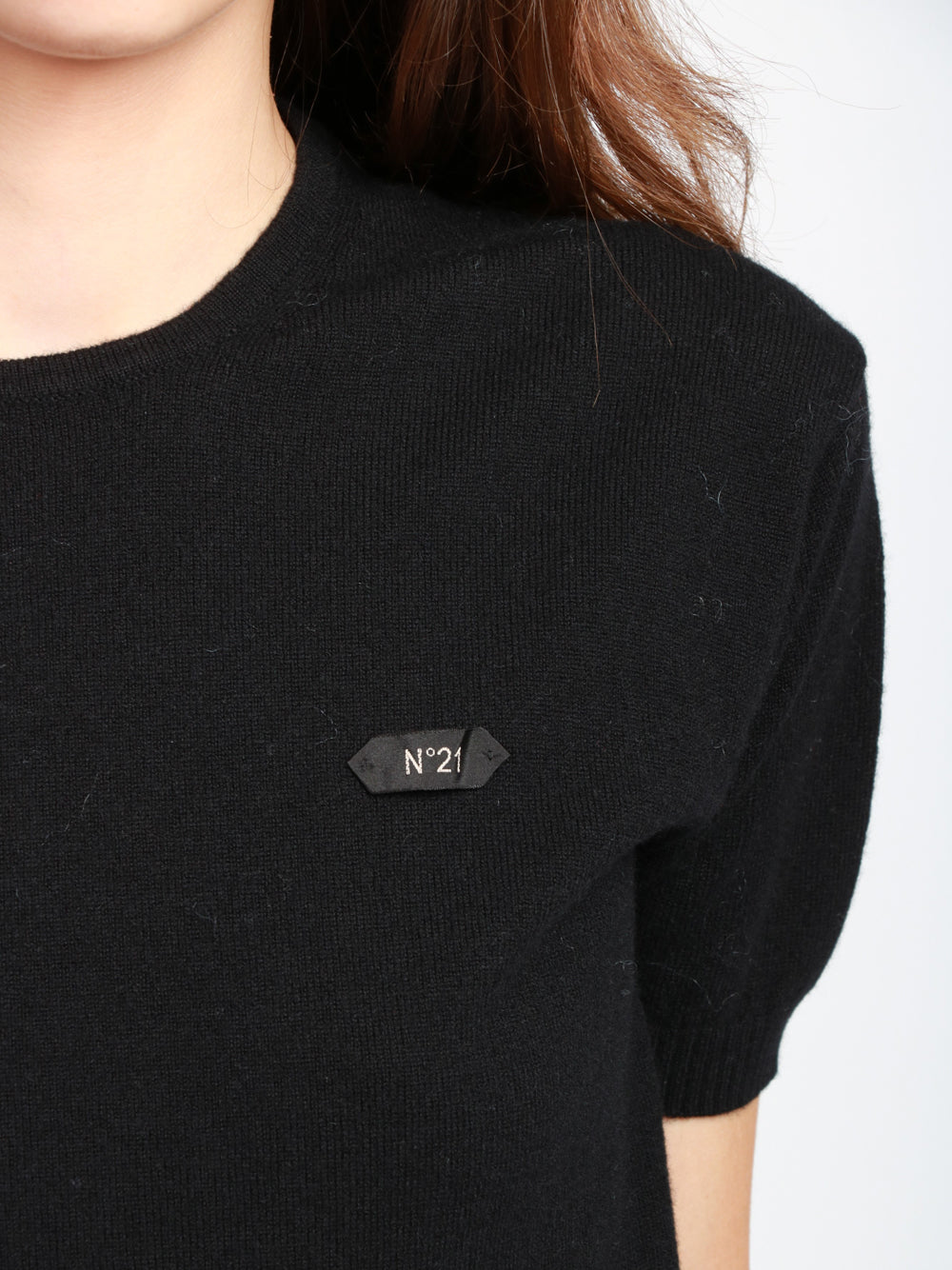 N°21 Maglia in Lana Nera Crop Girocollo Nero