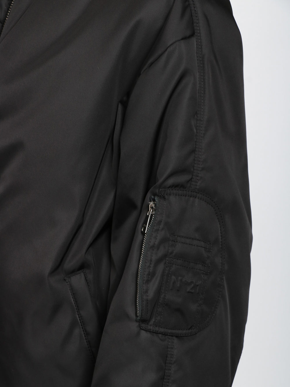 N°21 Bomber Imbottito Over Nero Nero