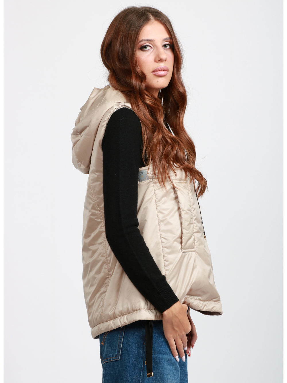 MAX MARA THE CUBE Gilet imbottito Greengo in tessuto antigoccia sabbia con cappuccio Sabbia