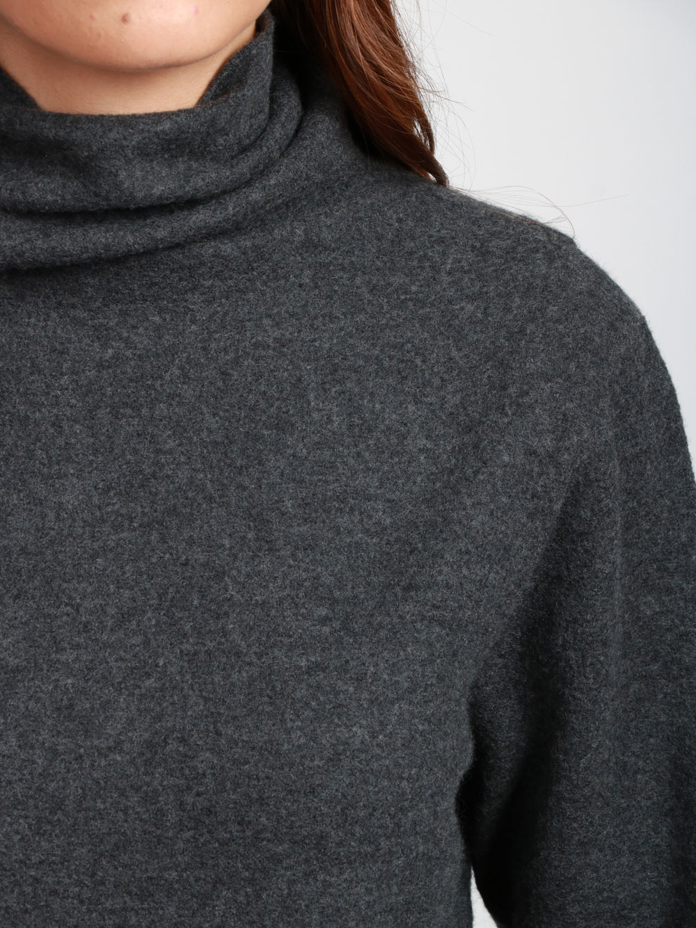 SEMICOUTURE Maglia Laura in Lana Vergine Grigia con Collo Alto Antracite