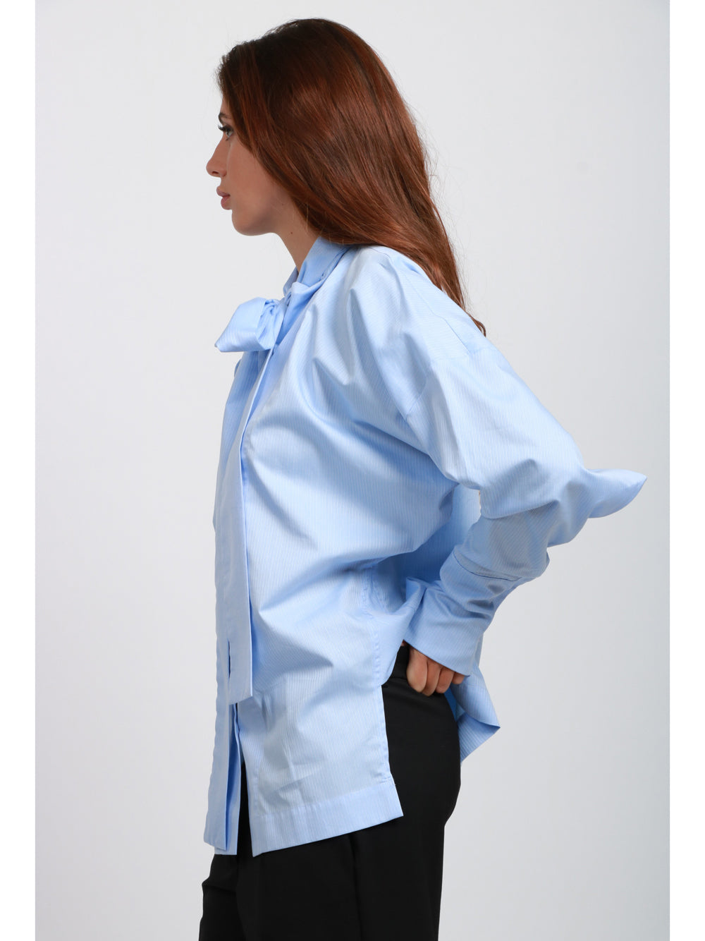 THE LATEST Camicia Cecilia in Cotone a Righe Celeste e Bianca con Fiocco Azzurro