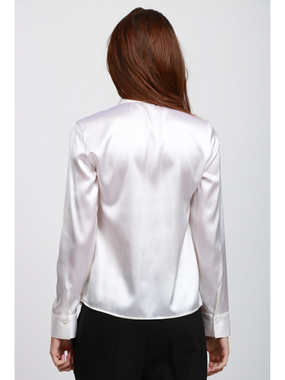 XACUS Blusa in Seta Bianca con Scollo a Goccia Bianco