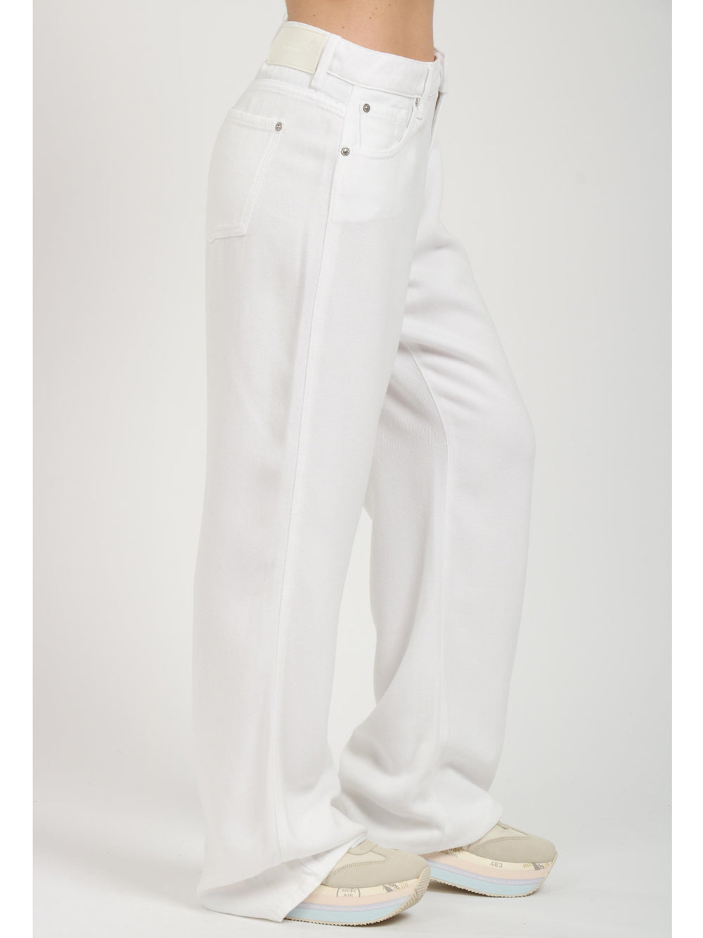 Tess Jeans in White Denim with Straight Leg