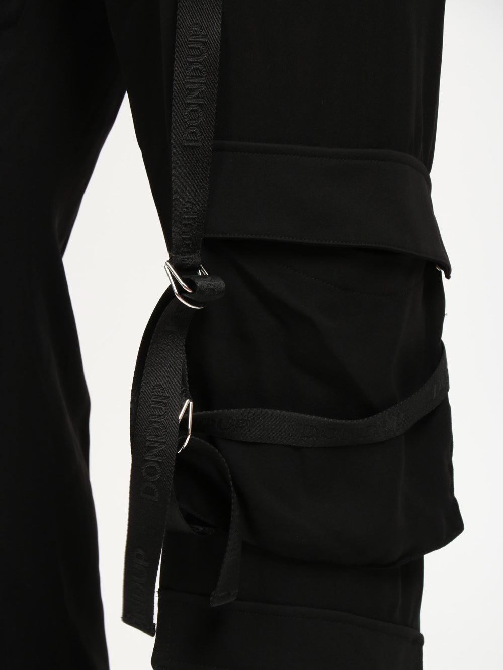 Pantaloni Luz Cargo in Georgette Neri con Lacci
