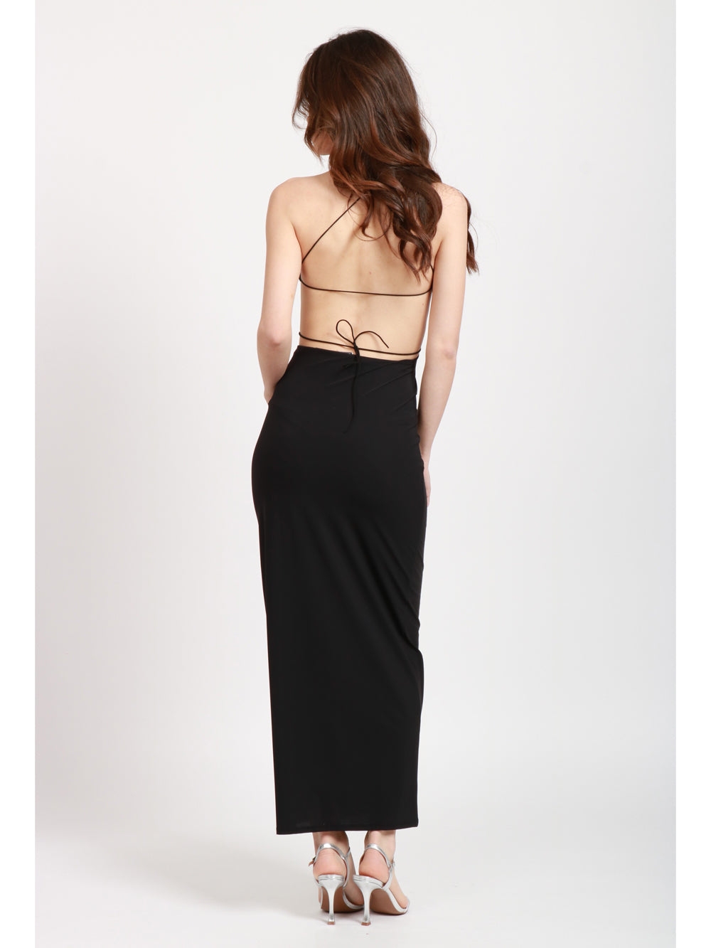 AMAZUIN VESTITO UMA MIDI CON CUT OUT Nero