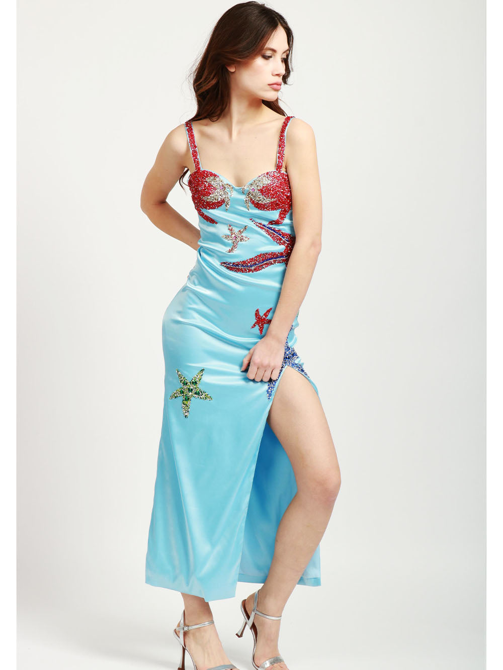 COUTURE IS FOREVER Vestito Mermaid in Raso Celeste con Ricami Stelle Marine Celeste
