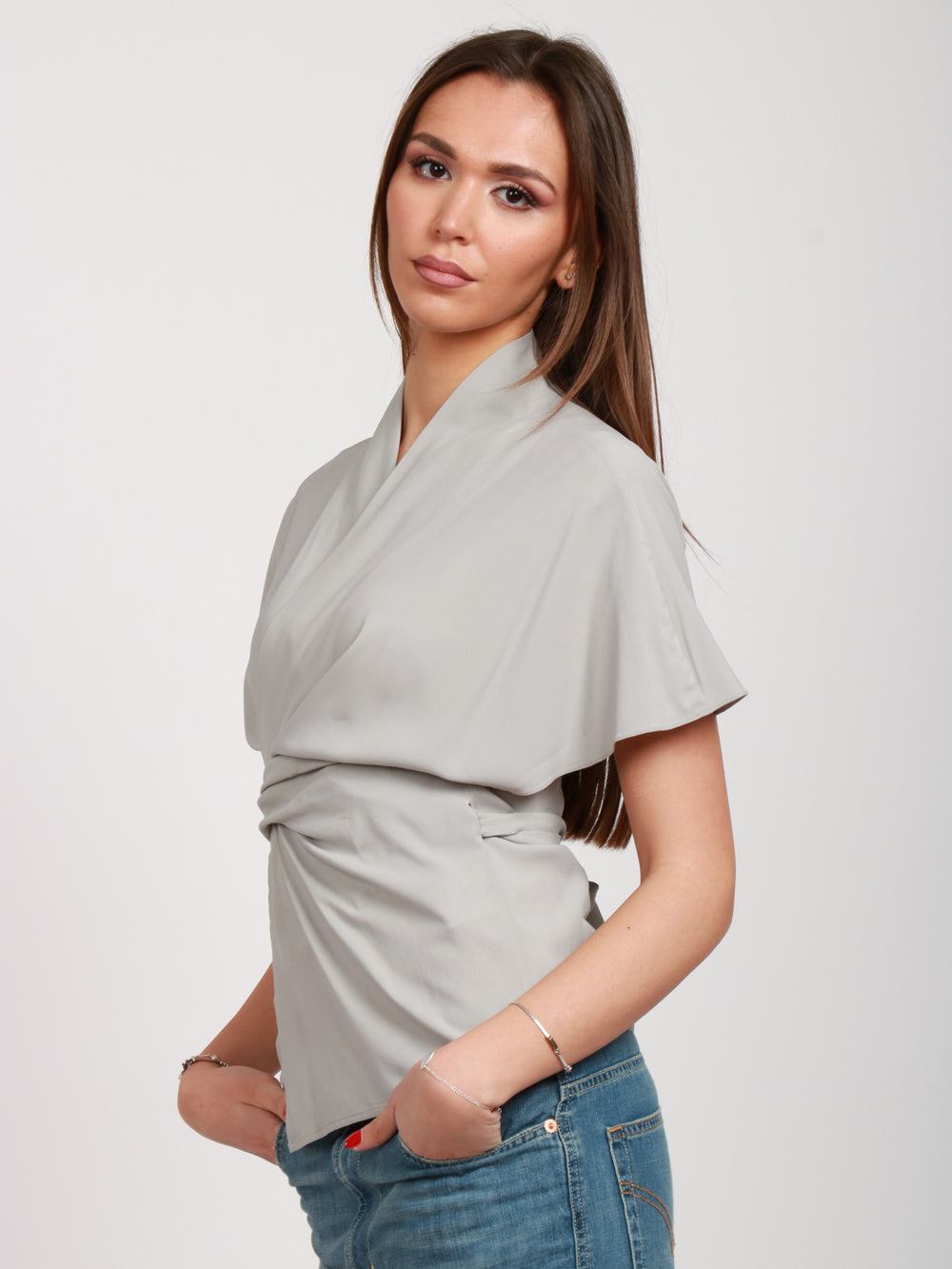 JUCCA TOP SCOLLO A V CON INCROCIO SUL DAVANTI Sasso