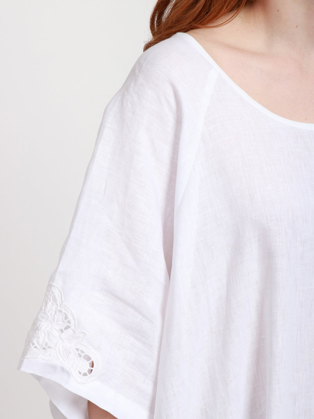MASTRO Vestito Lungo Burano in Lino Bianco con RIcami Bianco