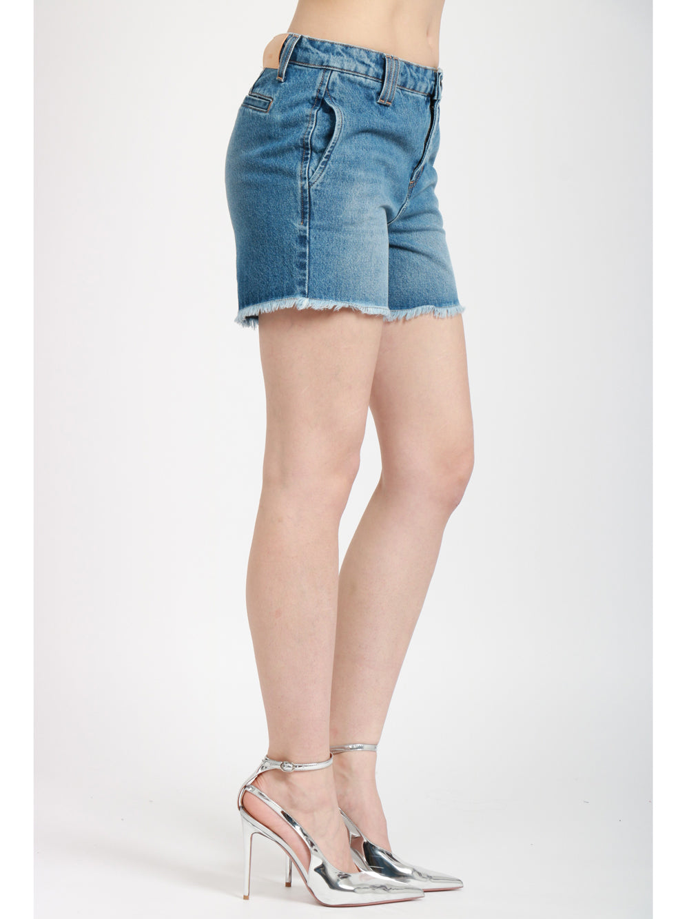 MERCI Shorts in Denim Blu con Fondo Sfrangiato Denim