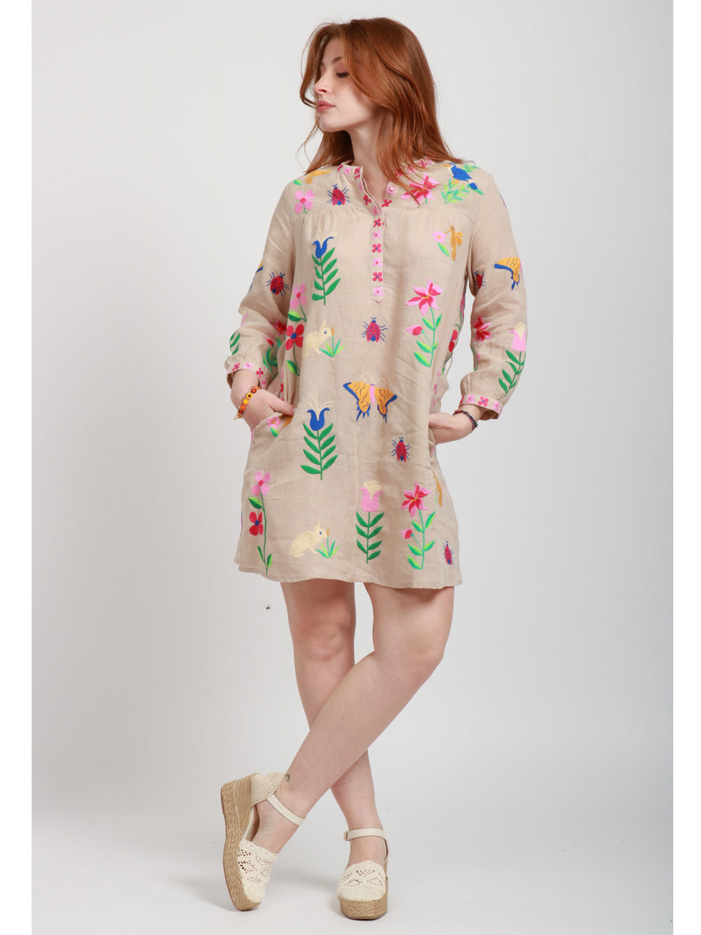 Nimo With Love Vestito Corto in Lino Beige con Ricami Beige+color