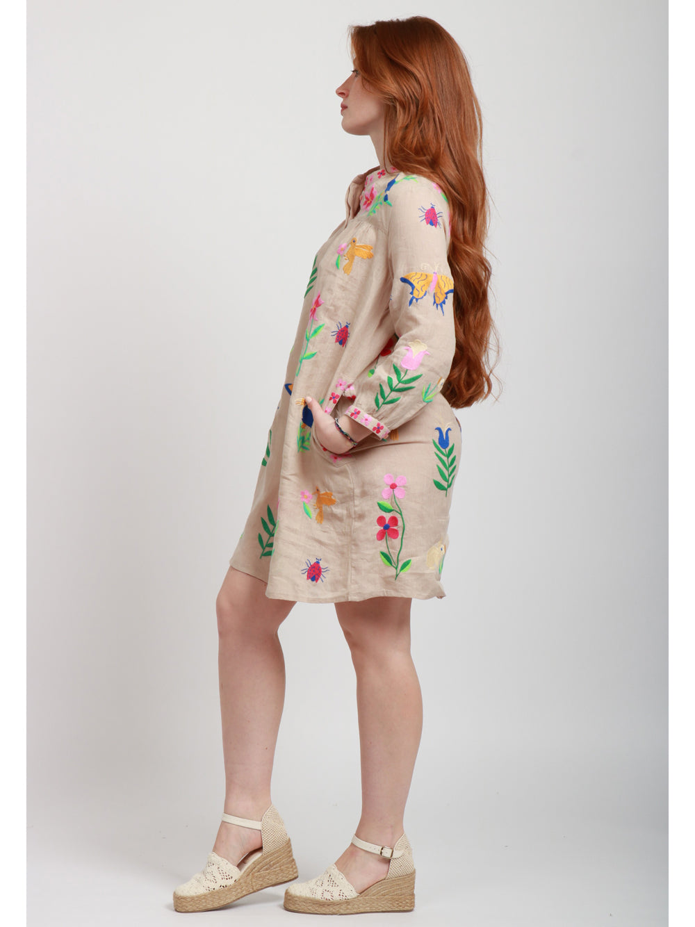 Nimo With Love Vestito Corto in Lino Beige con Ricami Beige+color