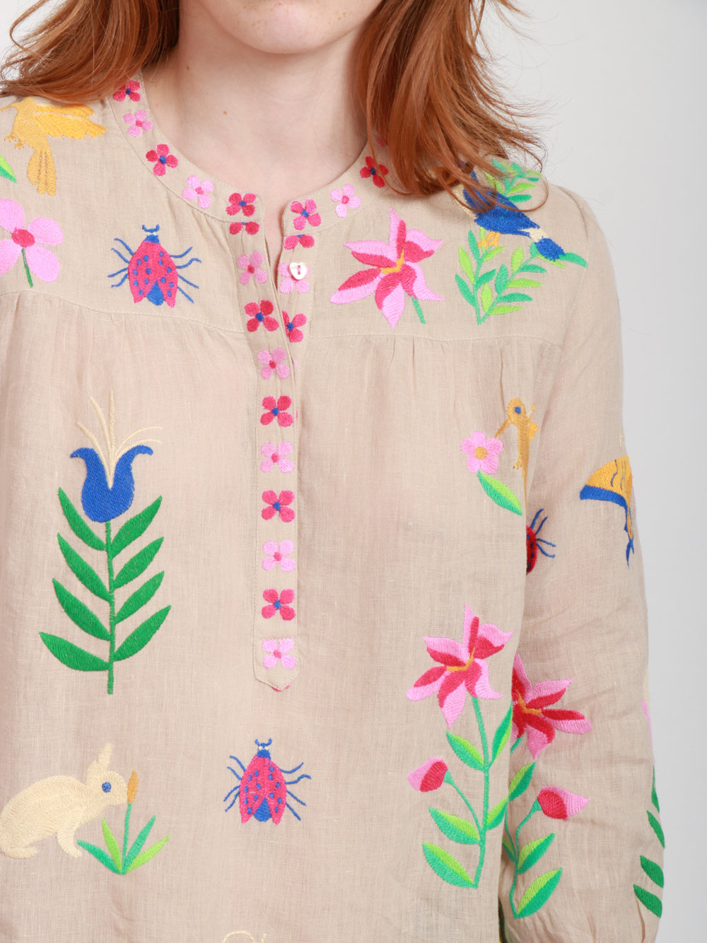 Nimo With Love Vestito Corto in Lino Beige con Ricami Beige+color