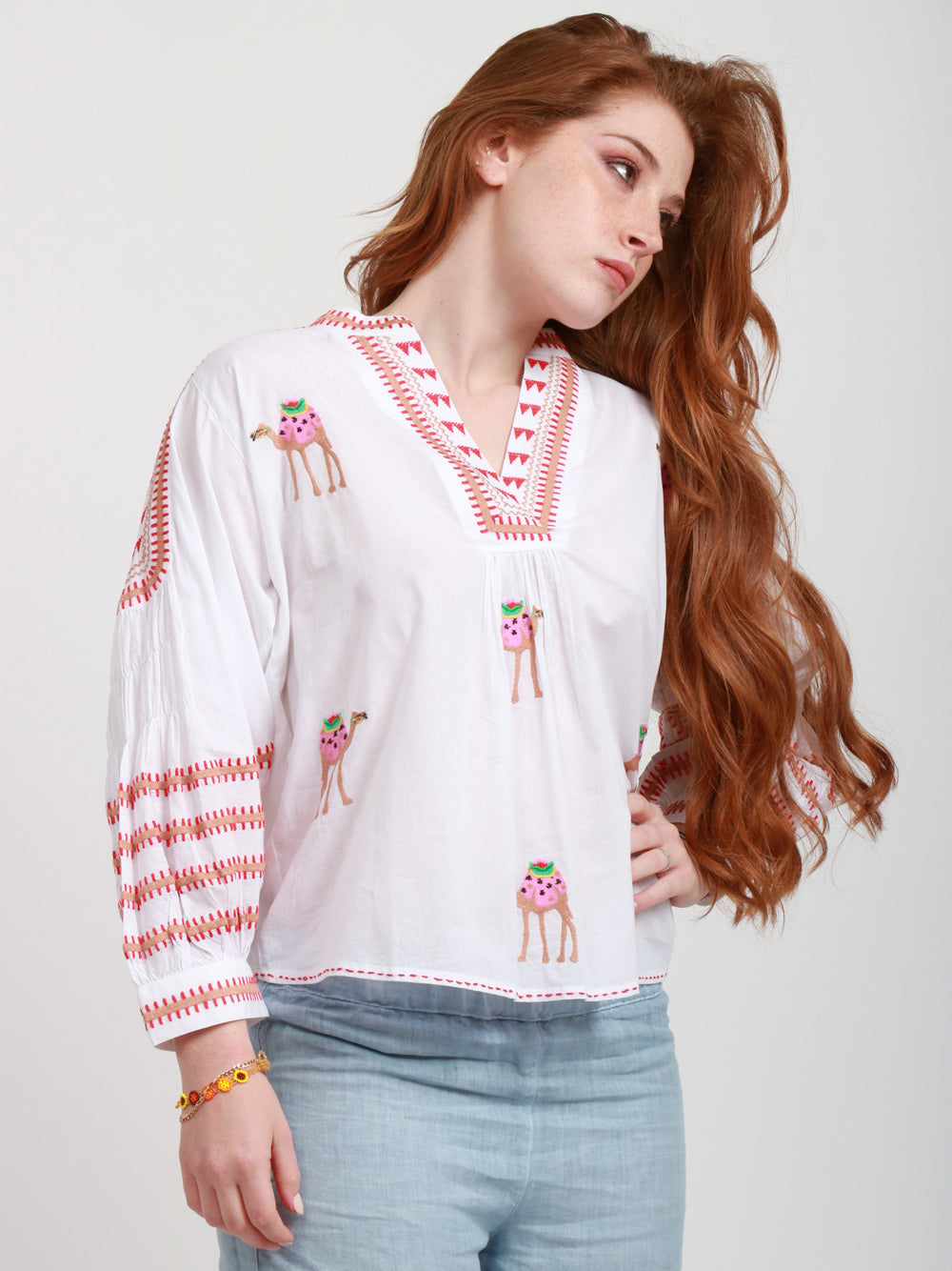 Nimo With Love Blusa in Cotone Bianca con Cammelli Ricamati Bianco/cammello