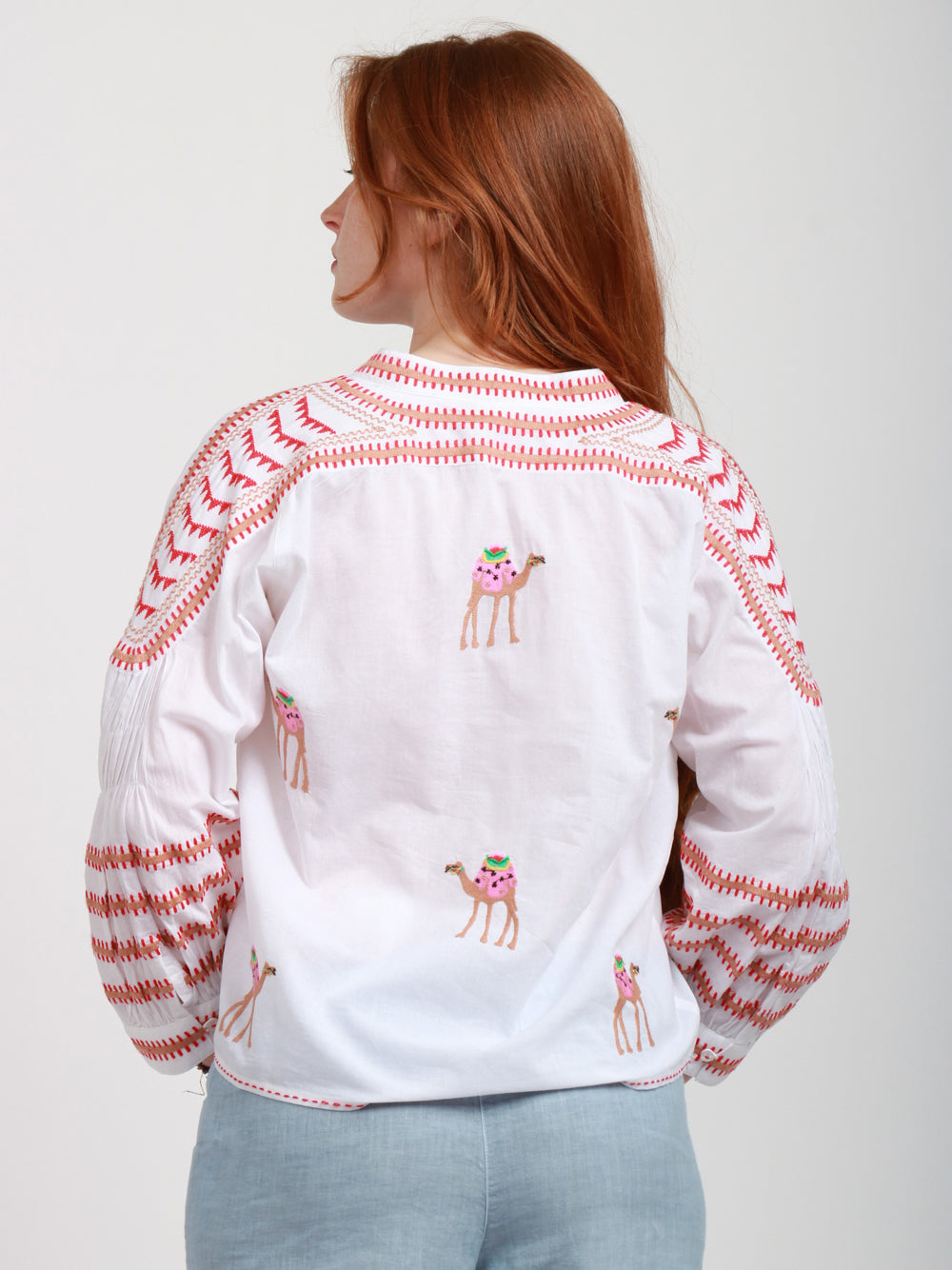 Nimo With Love Blusa in Cotone Bianca con Cammelli Ricamati Bianco/cammello