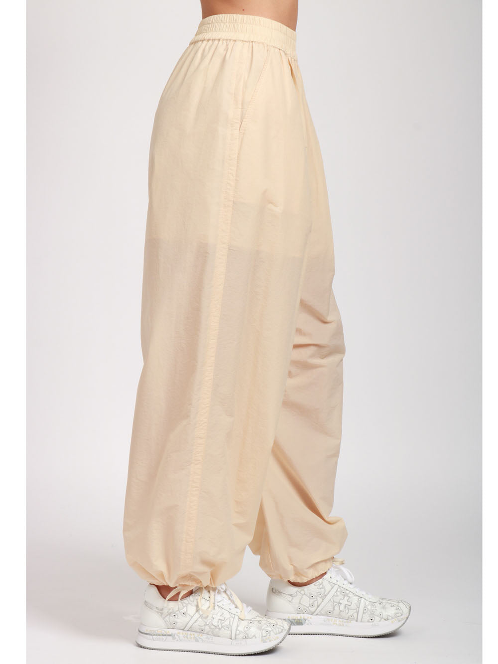 PHILOSOPHY DI LORENZO SERAFINI PANTALONI IN NYLON CREMA Crema