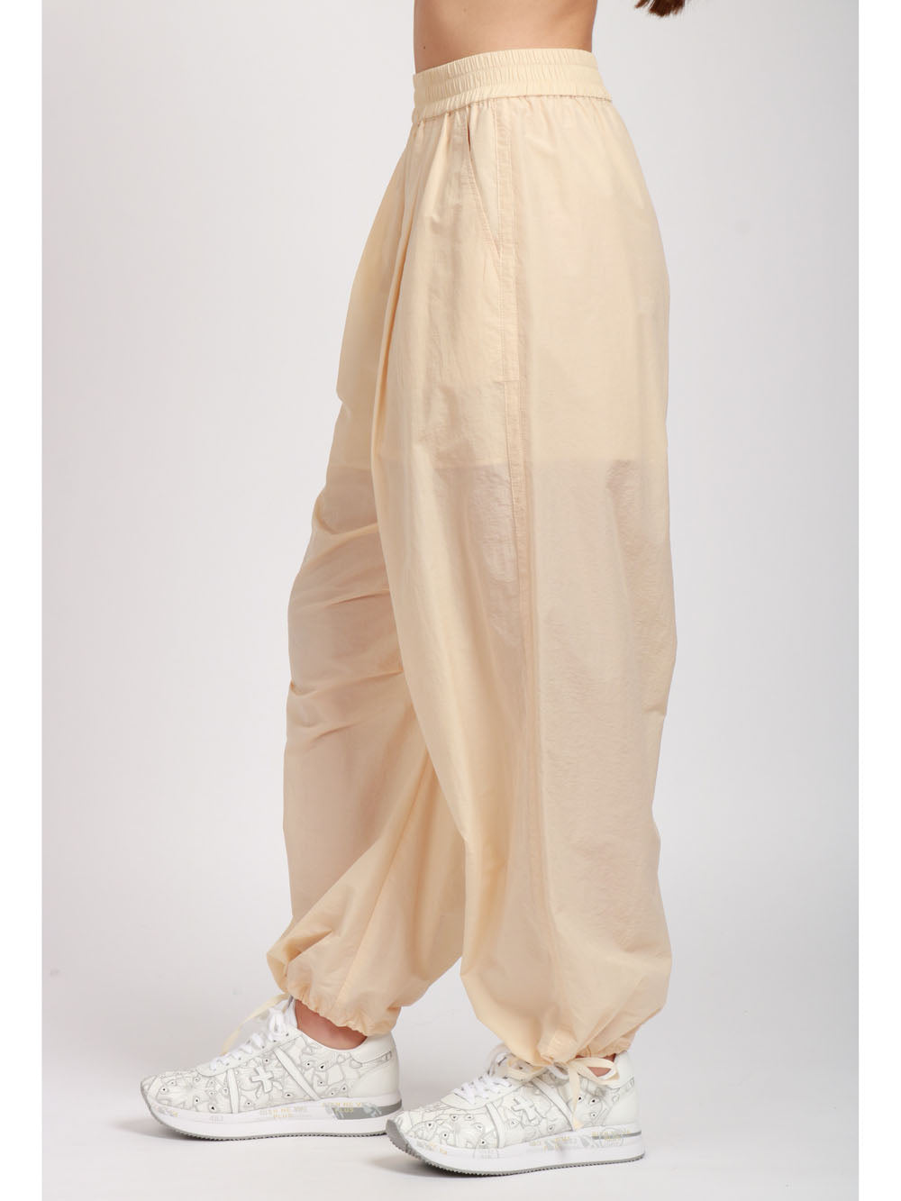 PHILOSOPHY DI LORENZO SERAFINI PANTALONI IN NYLON CREMA Crema