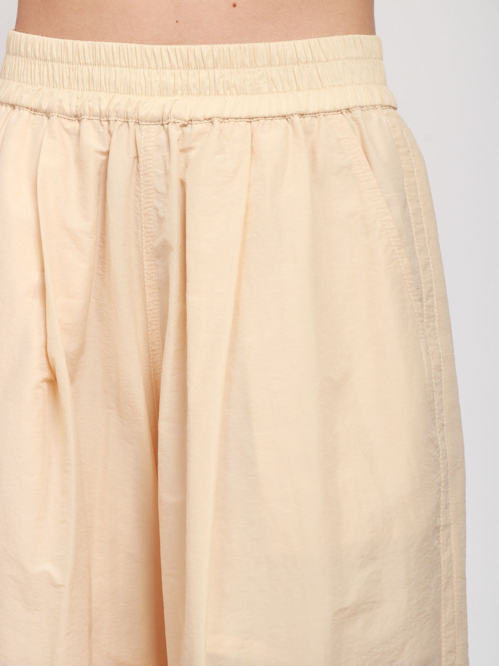 PHILOSOPHY DI LORENZO SERAFINI PANTALONI IN NYLON CREMA Crema