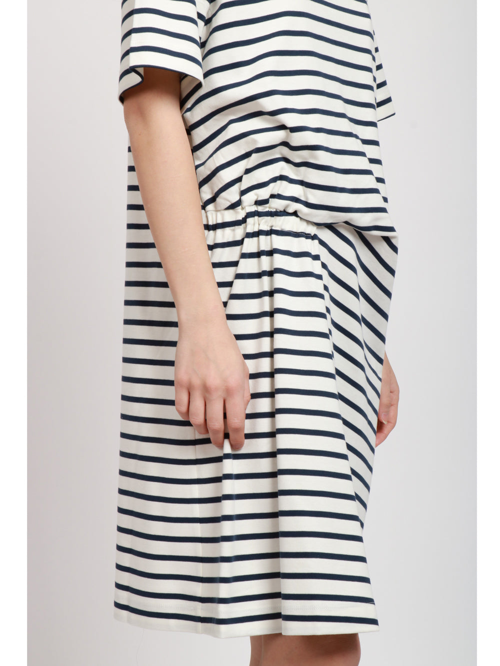 WEEKEND MAX MARA Vestito Pireo corto in jersey di cotone a righe bianco e blu Blu/bianco