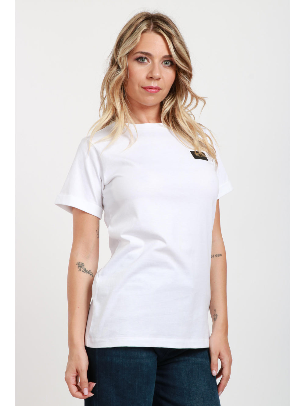 N°21 T-Shirt Girocollo in Cotone Bianca con Etichetta con Logo Bianco ottico