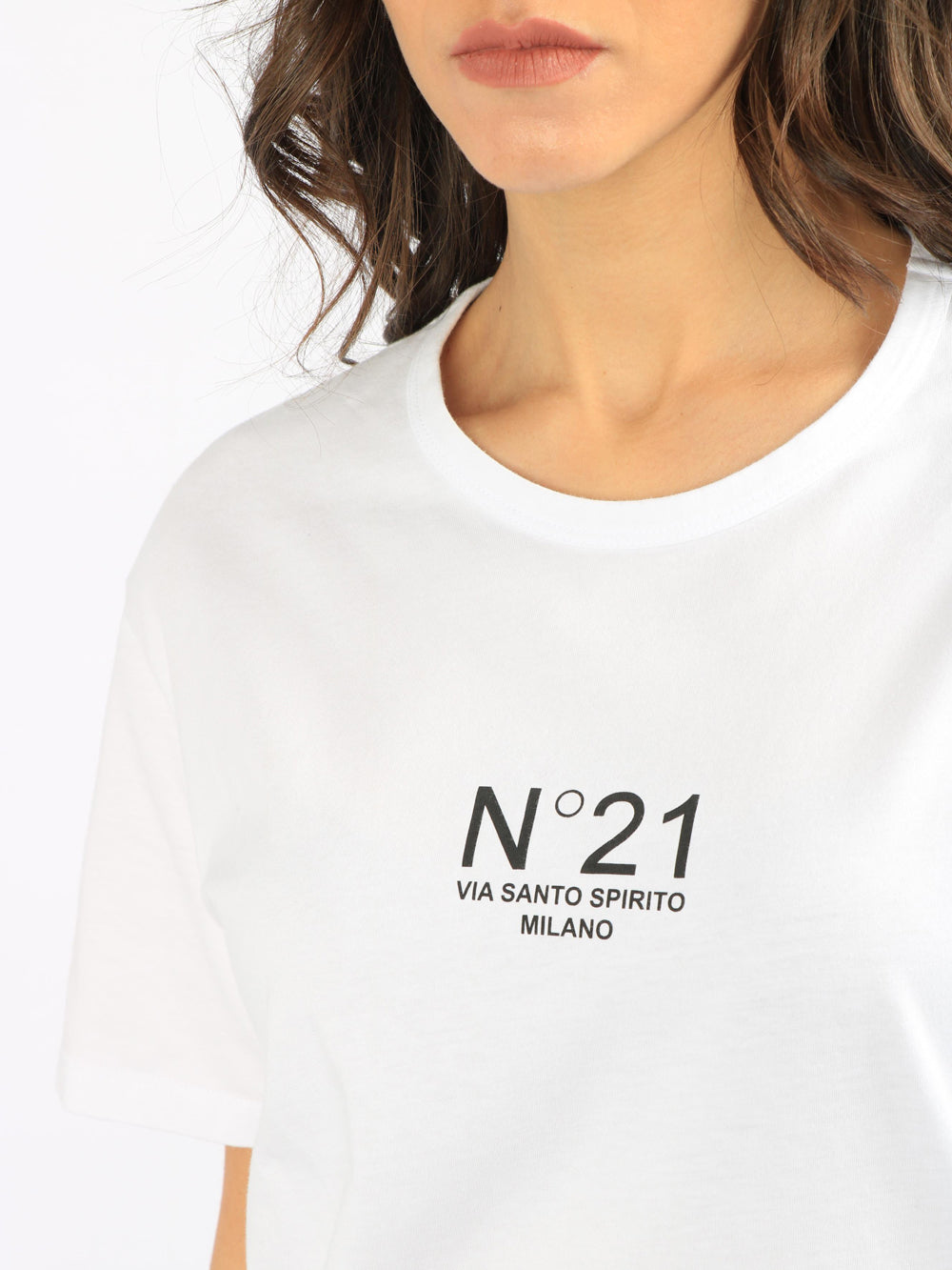 N°21 T-Shirt Girocollo Bianca con Logo Bianco
