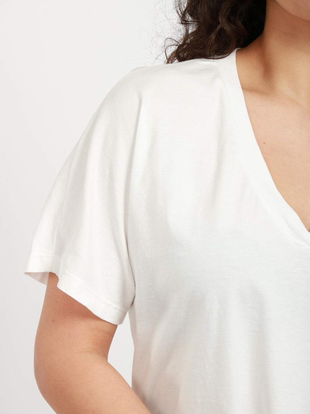 POMANDÈRE T-Shirt in Cotone Bianca con Scollo a V Bianco latte